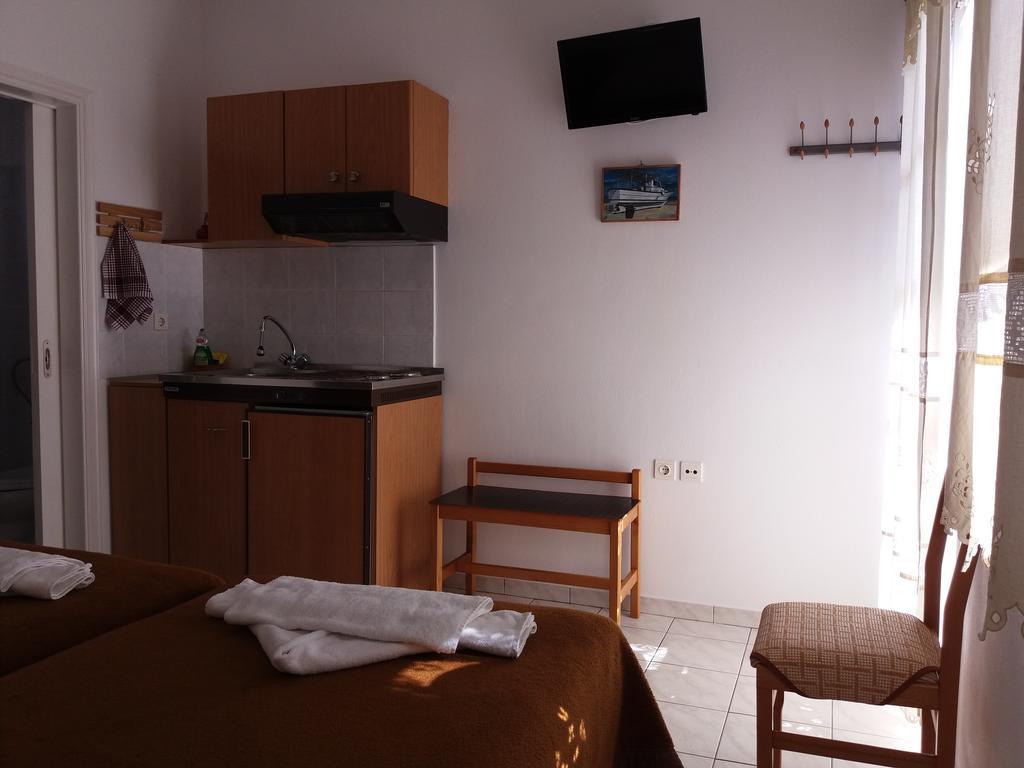 Studios Evdokia Platis Gialos  Exterior photo